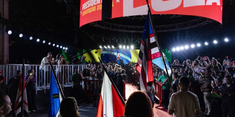 Lula y Flávio Bolsonaro irán a segunda vuelta por la presidencia de Brasil