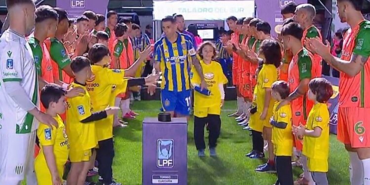Video: el pasillo de Banfield a Rosario Central