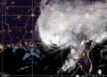EN VIVO Huracán Isaías: el ciclón cayó a categoría 1 tras tocar tierra y reportan 688.000 usuarios sin energía