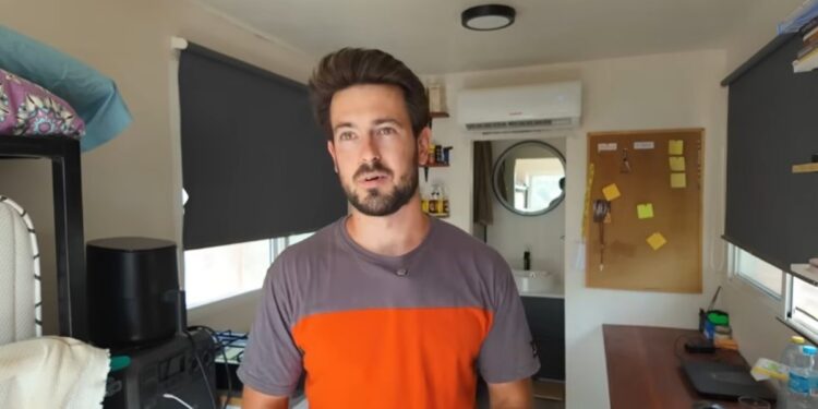 Emilio, 28 años, dejó el alquiler para vivir en un motorhome en la montaña: «Tener un techo que sabes que es tuyo y que no te puede echar nadie»