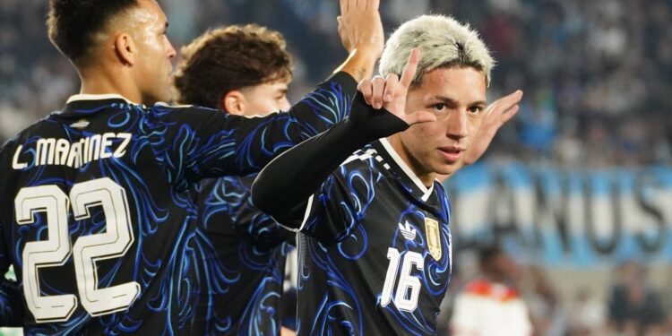 Los pibes que hicieron su primer gol con la Selección Argentina ante Burkina Faso