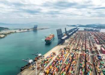 Iberoamérica debate su agenda común de conectividad e infraestructura de transporte