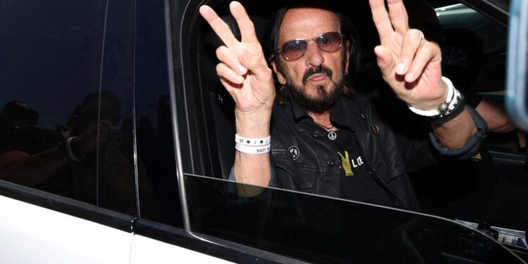 Ringo Starr regresó a Forest Hills a los 86: la misma batería, el mismo estadio y un coro de celulares donde antes hubo encendedores