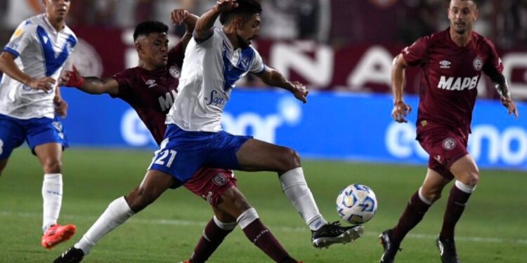 Vélez y su grandísima chance en La Fortaleza a cuatro fechas del final