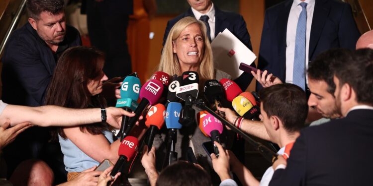 Ayuso censura que PSOE quiera «acabar con jueces que investigan la corrupción»: «¿Cómo nos vamos a fiar?»