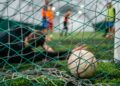 Demora judicial y fallo multimillonario: la condena por un muro sin protección a centímetros de una cancha de fútbol