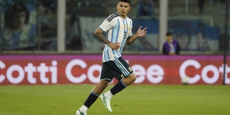 Los aplausos en el Monumental para Leonel Flores