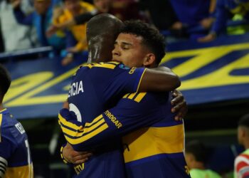 Vasco inmobiliario: por qué el DT de Boca quiere mudar al pibe Flores a Puerto Madero