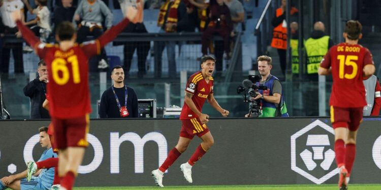 Con gol de Nahuel Molina, la Roma se impone 2-0 ante Slovan Bratislava en la Champions