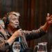 “Ser viejo me conviene”: Emmanuel Carrère deslumbró en FILBA con 10 definiciones sobre el oficio de escribir, el miedo y la vida