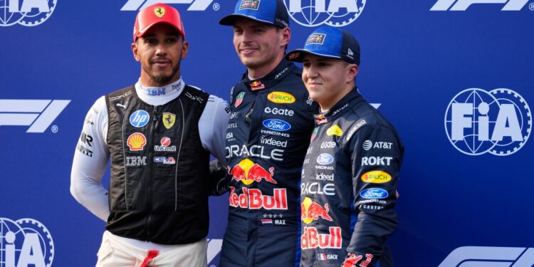 Verstappen cortó una sequía con la pole y va por un triunfo que le viene quedando lejos