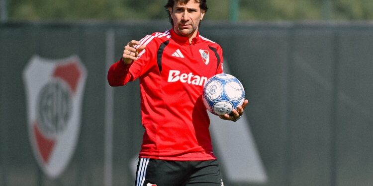 Ponzio recupera a un jugador: alta médica clave en River para la vuelta a la competencia