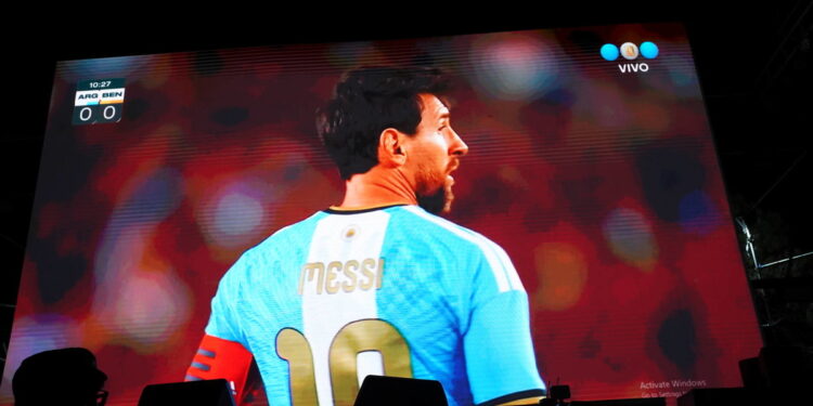 El Fan Fest por Messi también fue una locura: 20.000 personas