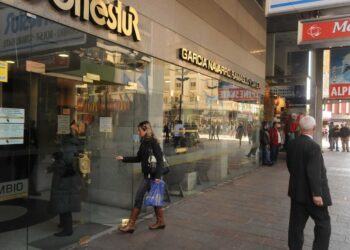 Giro en la causa por lavado de dinero K: desvinculan a directivos de financieras marplatenses y reducen embargos