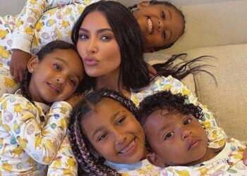 Kim Kardashian admite que cinco niñeras la ayudan a cuidar a sus cuatro hijos