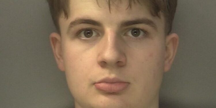 Un estudiante de ciencias forenses obsesionado con Dexter asesinó a una mujer y recreó el método de la serie