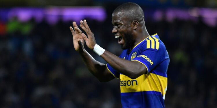 Sorpresa en el 11 de Boca: entra Valencia por Merentiel
