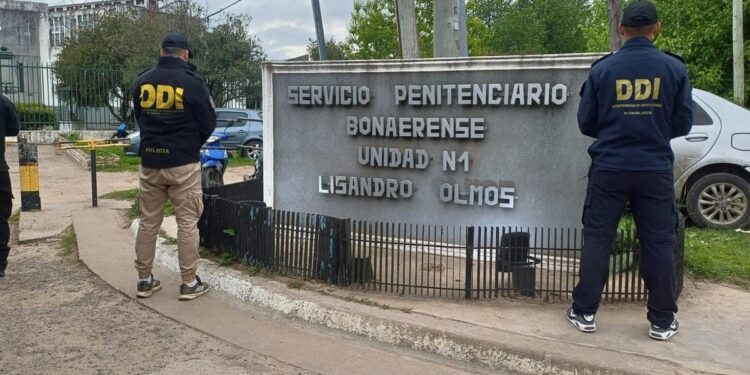 «Tu hermano atropelló a una embarazada»: se hacían pasar por policías e hicieron 10 mil llamados extorsivos desde la cárcel