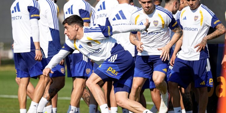 La duda en el 11 de Boca para recibir a Vasco: cuánto cambiar por la ausencia de Paredes