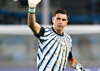 «¿Nuevo número 10?»: el mensaje del Dibu Martínez a uno de los posibles sucesores del histórico dorsal de Messi
