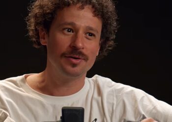 Luisito Comunica revela en qué se gasta una fortuna cuando viaja: «Ya no quiero estar incómodo»