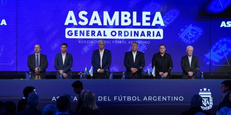 LA AFA APROBÓ EL NUEVO FORMATO DEL TÓRNEO ARGENTINO: CÓMO SE JUGARÁ LA LIGA PROFESIONAL 2027