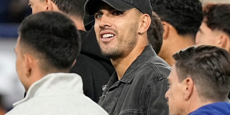 Paredes no se baja: sus chances reales de estar en Brasil y qué dicen en Boca