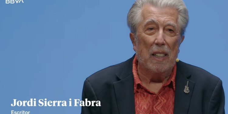 Jordi Sierra i Fabra, escritor, 79 años: “El buen lector encuentra entre los 15 y los 20 años el libro que le cambia la vida; el que no lo es, no lo encuentra”