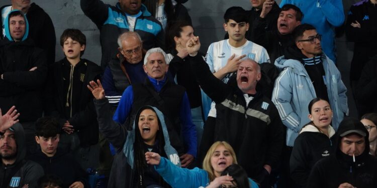 Video: «Que se vayan todos» y «el domingo cueste lo que cueste», la reacción del Cilindro tras la derrota de Racing