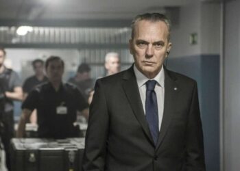 José Coronado reivindica los valores que aprendió de sus padres: “La cortesía, el respeto y el saber estar nunca deberían pasar de moda”