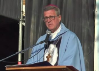 Dura homilía de García Cuerva en la misa tras la peregrinación a Luján: «Las heridas de la descalificación y de la intolerancia supuran y están infectando el corazón del pueblo»