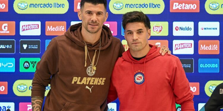 Platense vs. Argentinos Juniors: Víctor Cuesta y Nicolás Oroz palpitaron el clásico con objetivos opuestos