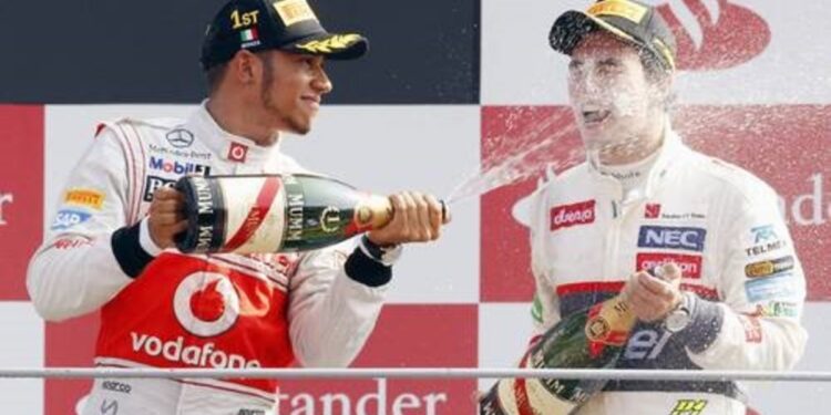 Sergio «Checo» Pérez, piloto de F1, sobre su podio en Monza 2012: «Niki Lauda me entregó el trofeo y se quitó la gorra. Para mí fue un momento muy especial en mi carrera»