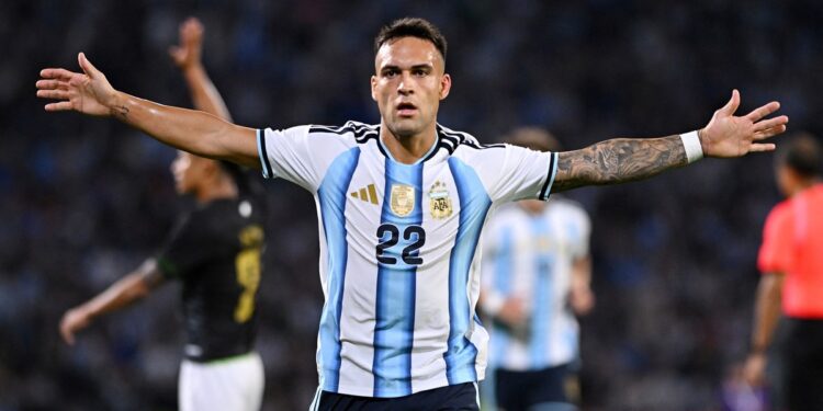 De Inglaterra a Bolivia: Lautaro Martínez volvió a meterla