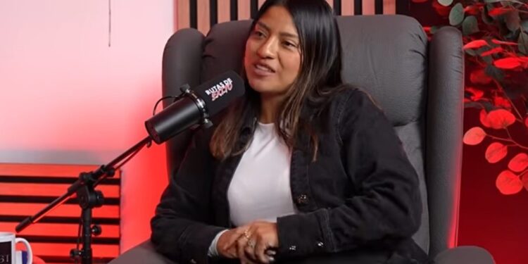Rosa, camionera en España: «Trabajo mucho de noche y termino a las 8 de la mañana, pero me permite conciliar con la maternidad»