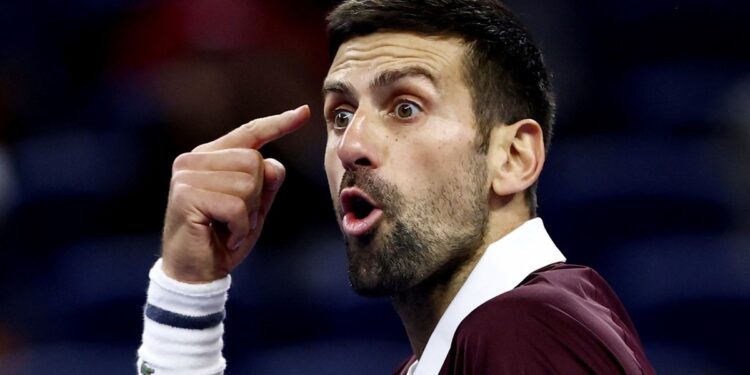 El enojo de Djokovic por un fallo que benefició a Zverev: «Es de los cambios más estúpidos que he visto»