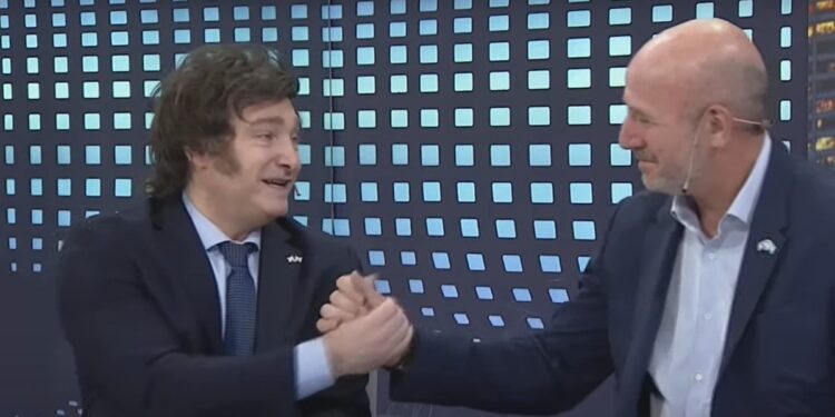 La Justicia desestimó una denuncia por discursos de odio contra Milei y Waldo Wolff: el fiscal la consideró una «excursión de pesca»